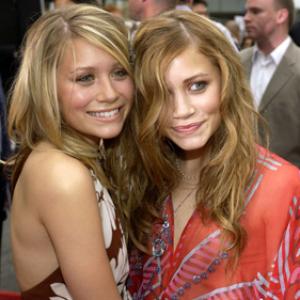 Ashley Olsen and MaryKate Olsen at event of Charlies Angels Full Throttle 2003