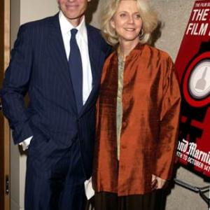 Blythe Danner and Bruce Paltrow at event of The Royal Tenenbaums 2001