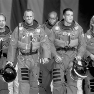 Still of Steve Buscemi, Bruce Willis, Ben Affleck, Will Patton, Michael Clarke Duncan and Owen Wilson in Armagedonas (1998)