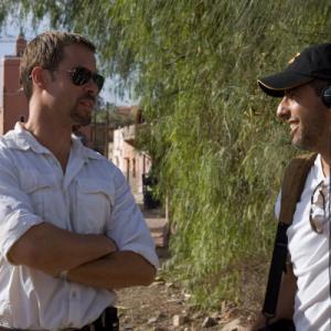 Still of Guy Pearce and Jeffrey Nachmanoff in Isdavikas (2008)