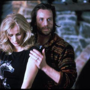 Still of Guy Pearce and Rachel Griffiths in The Hard Word 2002