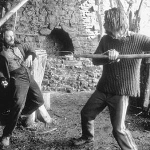 Still of Robert Carlyle and Guy Pearce in Ravenous (1999)