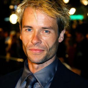 Guy Pearce at event of The Time Machine (2002)