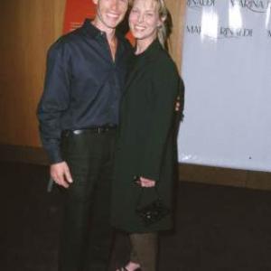 Guy Pearce at event of L'assedio (1998)