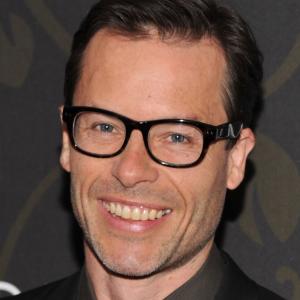 Guy Pearce at event of Mildred Pierce (2011)