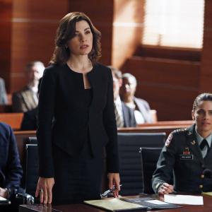 Still of Julianna Margulies and Amanda Peet in The Good Wife 2009