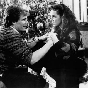 Still of Jeff Daniels and Elizabeth Perkins in Sweet Hearts Dance 1988