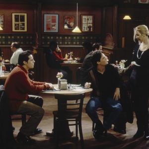 Still of Lisa Kudrow, Matt LeBlanc and Matthew Perry in Draugai (1994)
