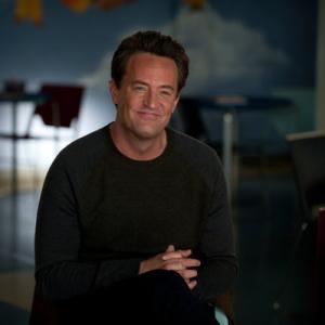Still of Matthew Perry in Go On: Dinner Takes All (2012)