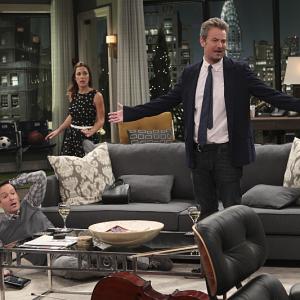 Still of Matthew Perry in The Odd Couple 2015