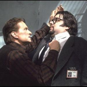 Still of Michael Douglas and Oliver Platt in Dont Say a Word 2001