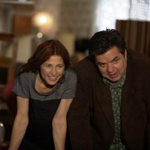 Still of Catherine Keener and Oliver Platt in Please Give 2010