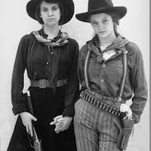 amanda plummer and diane lane in 'cattle annie and little britches, dir. by lamont johnson