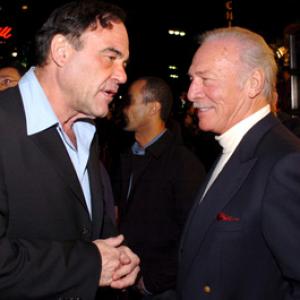 Oliver Stone and Christopher Plummer at event of Alexander (2004)