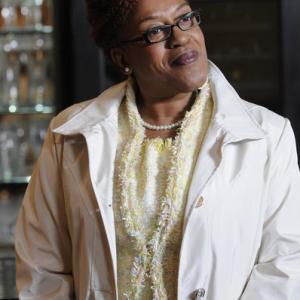 Still of CCH Pounder in Warehouse 13 2009