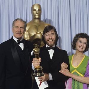 Rick Baker, Kim Hunter and Vincent Price at event of The 54th Annual Academy Awards (1982)