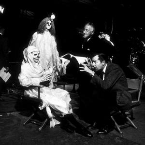 William Castle director and Vincent Price on the set of Ghoulie 13 Ghosts 1960