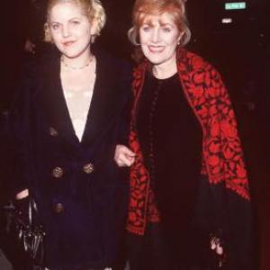 Lynn Redgrave at event of The Thin Red Line 1998