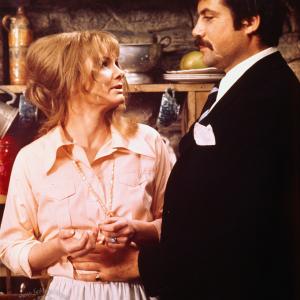Still of Oliver Reed and Jennie Linden in Women in Love (1969)
