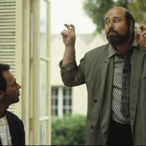 Still of Billy Crystal and Rob Reiner in Throw Momma from the Train (1987)