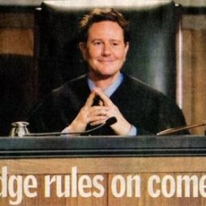 Judge Reinhold guest stars on ARRESTED DEVELOPMENT