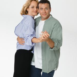 Still of Helen Hunt and Paul Reiser in Mad About You (1992)