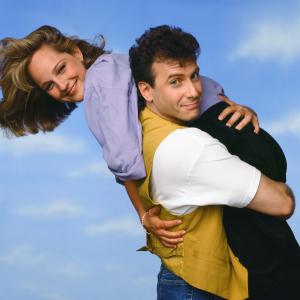 Still of Helen Hunt and Paul Reiser in Mad About You 1992