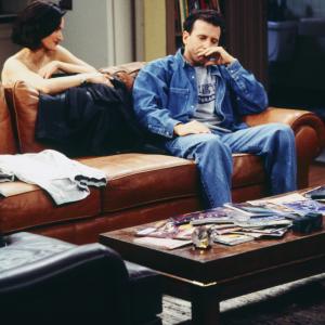 Still of Paul Reiser and Alessandra Petlin in Mad About You 1992