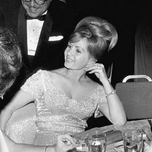 Academy Awards 36th Annual at Beverly Hilton 1964 Debbie Reynolds