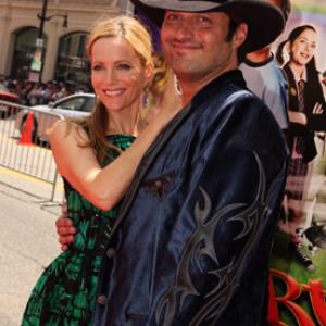 Robert Rodriguez and Leslie Mann at event of Shorts 2009