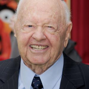 Mickey Rooney at event of Mapetai (2011)