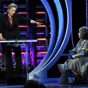 Still of Roseanne Barr and Jane Lynch in Comedy Central Roast of Roseanne (2012)