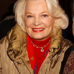 Gena Rowlands at event of Hysterical Blindness 2002