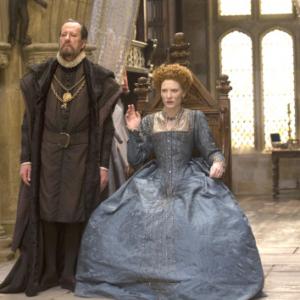 Still of Cate Blanchett and Geoffrey Rush in Elizabeth: The Golden Age (2007)