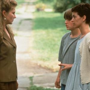 Still of Brad Renfro, Annabella Sciorra and Diana Scarwid in The Cure (1995)