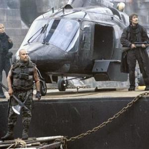 Alex Jensen (Izabella Scorupco), Van Zan (Matthew McConaughey), Quinn (Christian Bale).