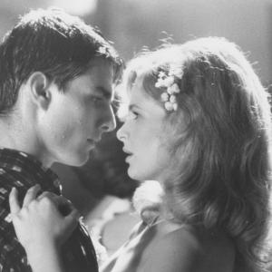Still of Tom Cruise and Kyra Sedgwick in Gimes liepos 4-aja (1989)