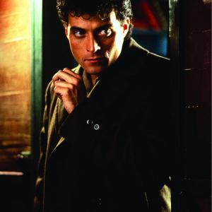 Still of Rufus Sewell in Dark City 1998