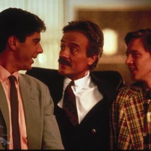Still of Andrew McCarthy, Jonathan Silverman and Terry Kiser in Weekend at Bernie's (1989)
