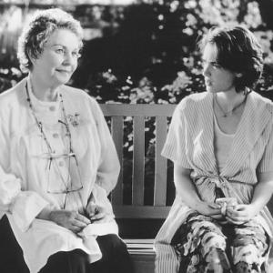 Still of Winona Ryder and Jean Simmons in How to Make an American Quilt 1995