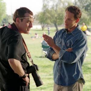 Still of Tom Sizemore and Cole Hauser in Paparazzi 2004