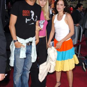 Ione Skye and Donovan Leitch Jr. at event of Lords of Dogtown (2005)