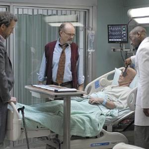 Still of Kurtwood Smith Omar Epps Hugh Laurie and Dave Matthews in Hausas 2004