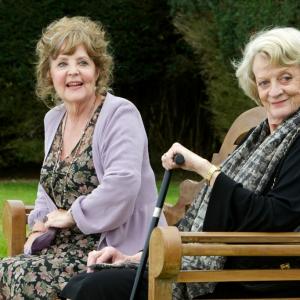 Still of Maggie Smith and Pauline Collins in Quartet 2012
