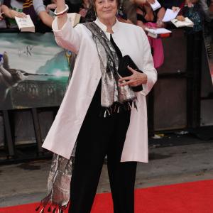 Maggie Smith at event of Haris Poteris ir mirties relikvijos. 2 dalis (2011)