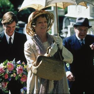 Still of Maggie Smith in Arbatele su Musoliniu (1999)