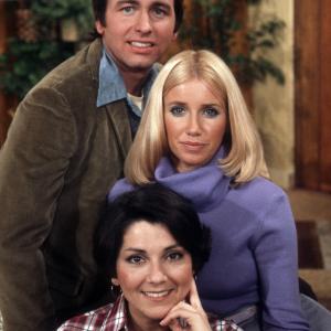 Still of John Ritter Suzanne Somers and Joyce DeWitt in Threes Company 1977