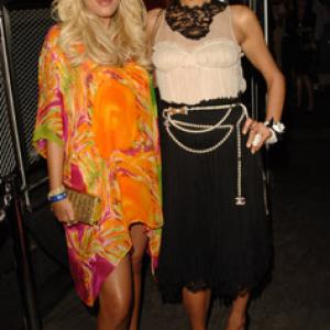 Tori Spelling and Paris Hilton at event of 2006 MuchMusic Video Awards 2006