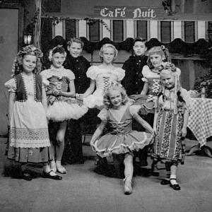 Arlene Gray in Sandy Dreams (1949) (Back Row: Left to Right, John Rowe, Richard Beymer, Second Row far left, Joan Freeman, unknown, Arlene Gray, Jill (Oppenheimer) St. John)