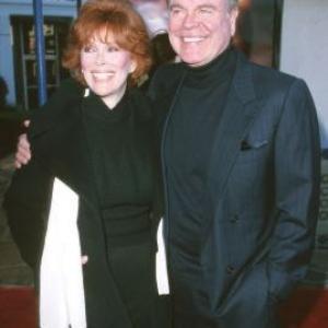 Jill St John and Robert Wagner at event of Rules of Engagement 2000